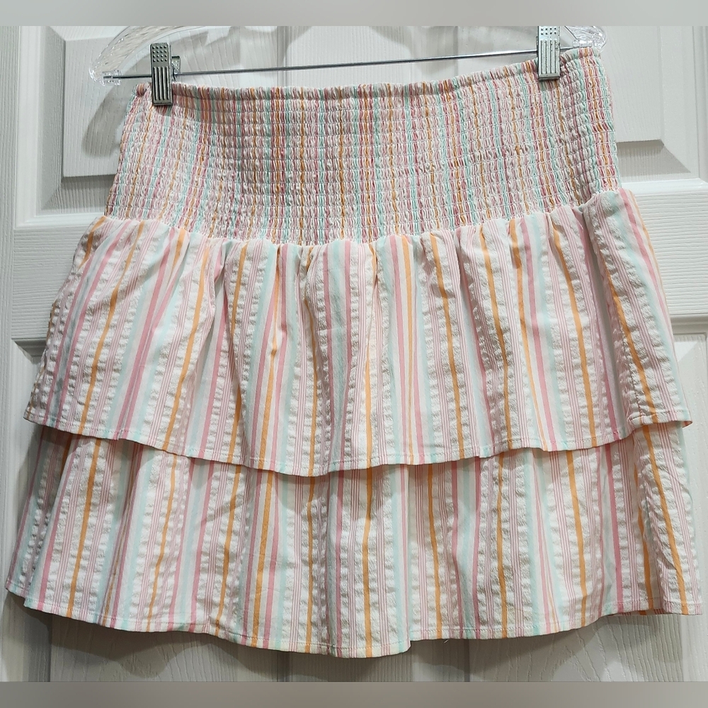 Vineyard Vines Smocked Tiered Mini Skirt Size L Striped Pull-On